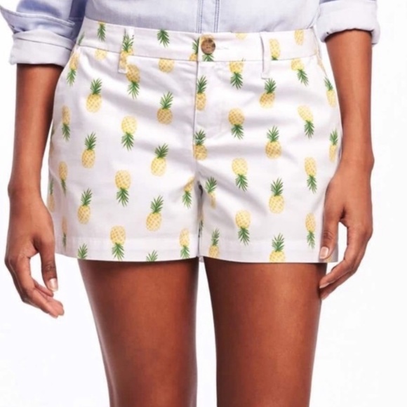 Old Navy Pants - Old Navy Pineapple Shorts NWT
